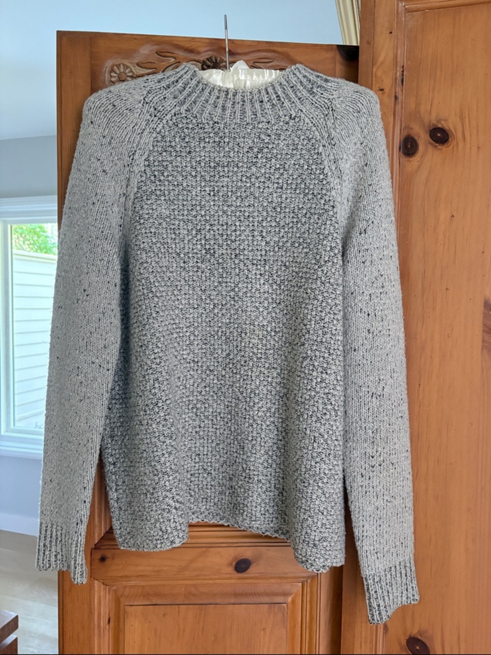 Vince Ladies Crewneck Sweater in Light Gray
